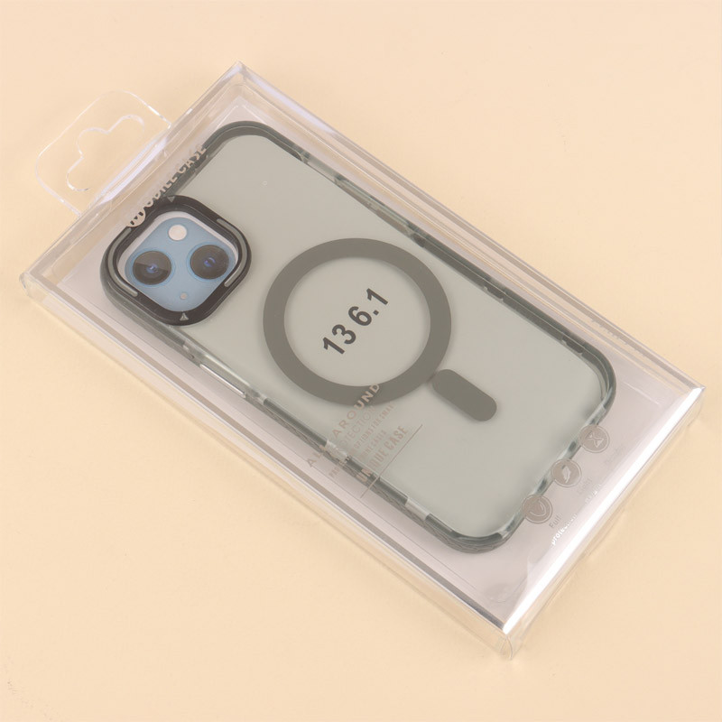 قاب PC شفاف دور طرحدار مگ سیف iPhone 13 / 14