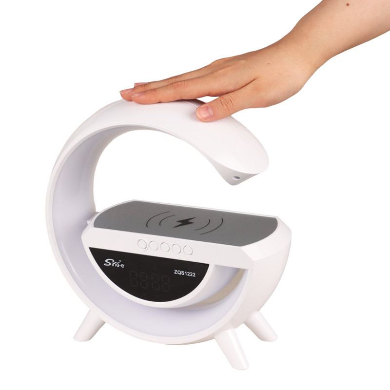 شارژر بی سیم و چراغ رومیزی اسپیکر دار Sing-E ZQS1222