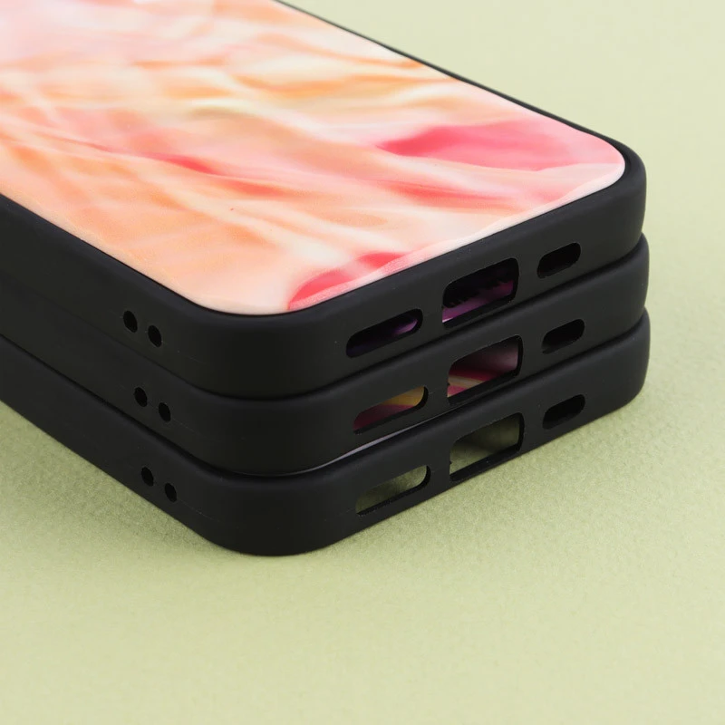 قاب موج آدامسی Casetify آیفون 13