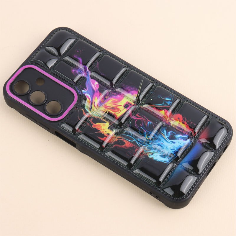 قاب شطرنجی طرح دار قاب پافر مربعی محافظ لنزدار سامسونگ Galaxy A15