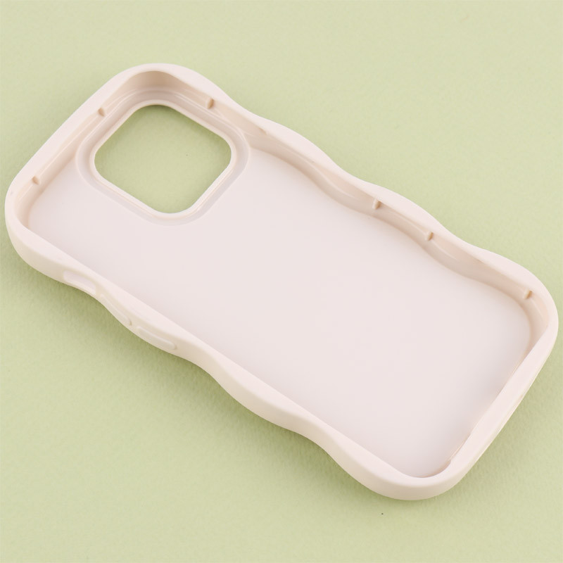 قاب موج دار آیفون iPhone 13 Pro عروسک برجسته