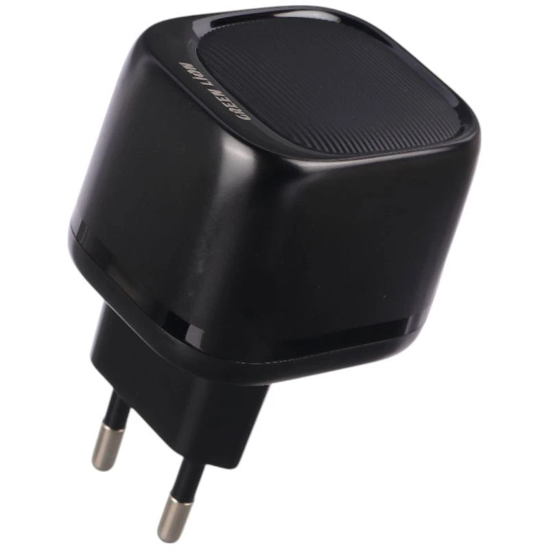 شارژر دیواری 20 وات گرین لاین GNPDQ2EUWCBK QC3.0 PD 3A