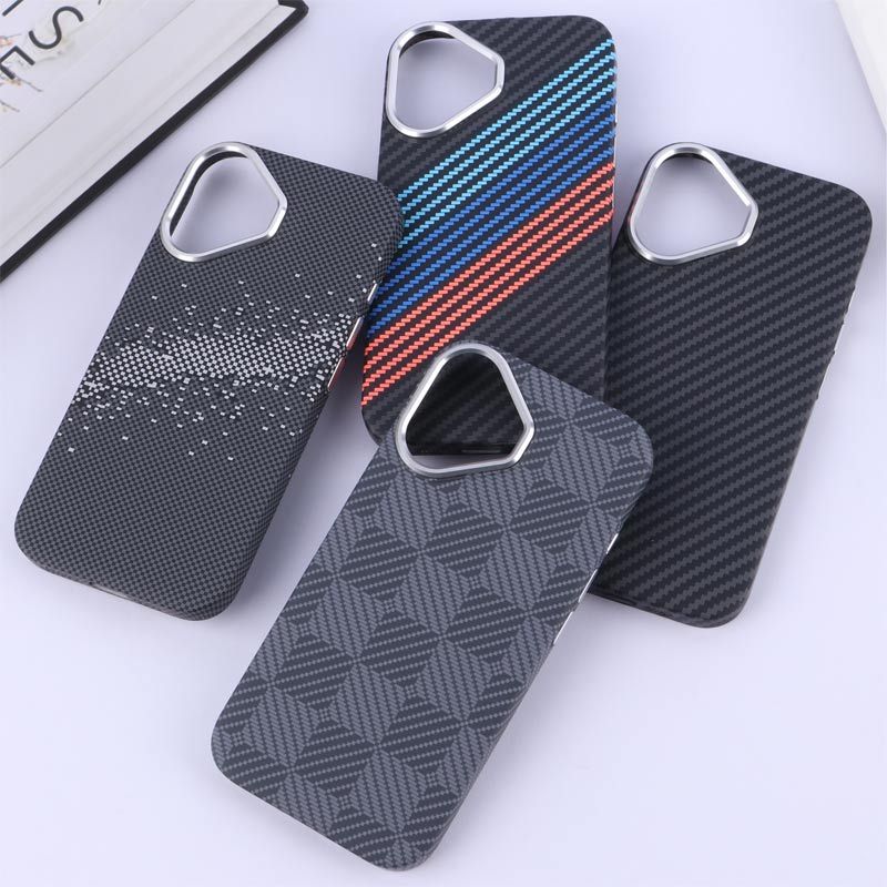 قاب مگ سیف Carbon آیفون iPhone 16