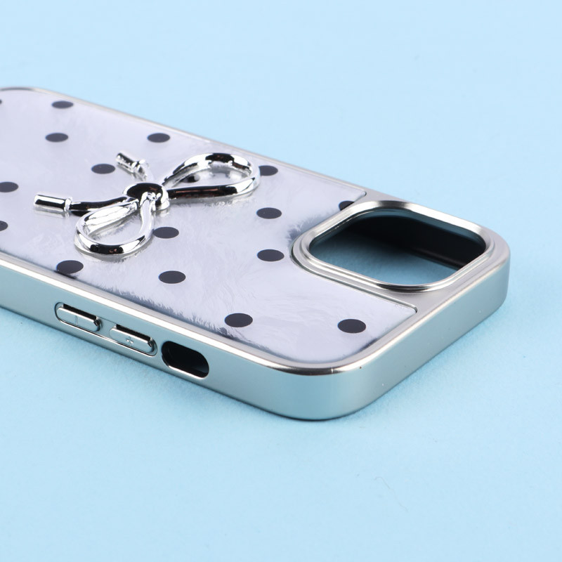 قاب آیفون iPhone 15 پاپیونی طرح دار
