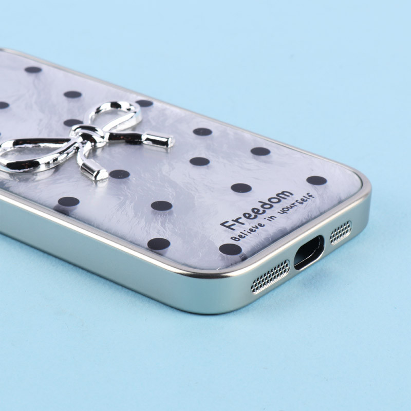 قاب آیفون iPhone 15 پاپیونی طرح دار