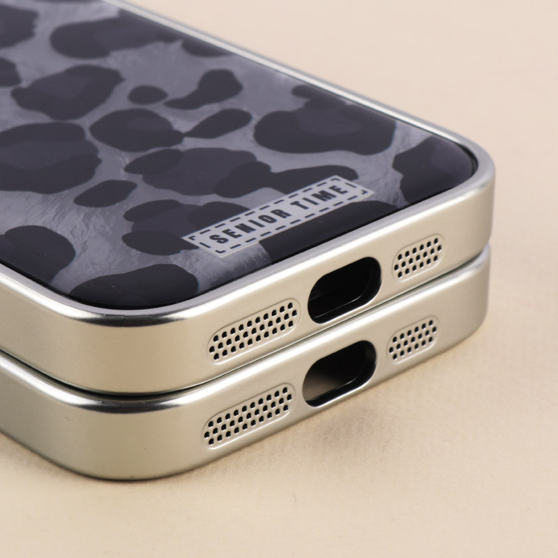 قاب پلنگی براق آیفون iPhone 16