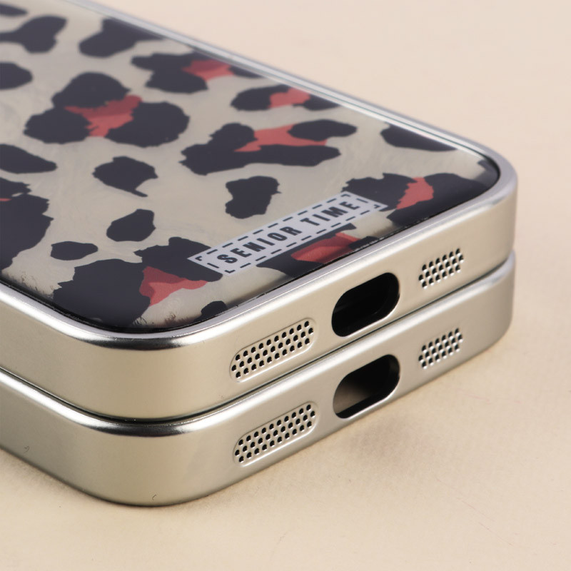 قاب پلنگی براق آیفون iPhone 16 Pro Max