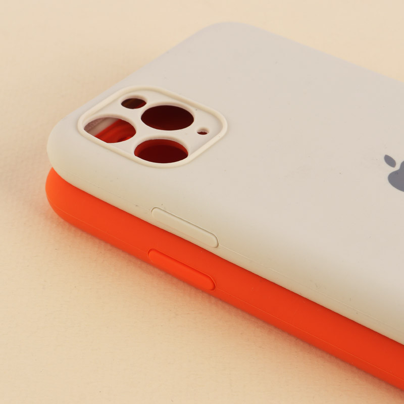 قاب سیلیکونی محافظ لنز دار iPhone 11 Pro Max