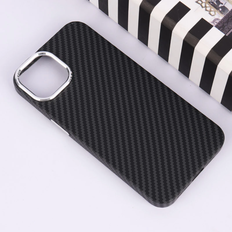 قاب مگ سیف Carbon آیفون iPhone 13 / 14