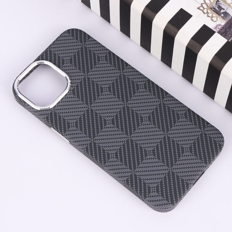 قاب مگ سیف Carbon آیفون iPhone 13 / 14