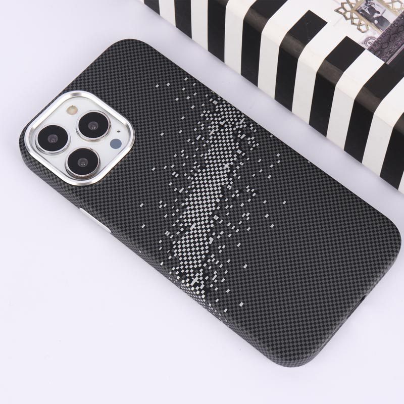 قاب مگ سیف Carbon آیفون iPhone 13 Pro Max