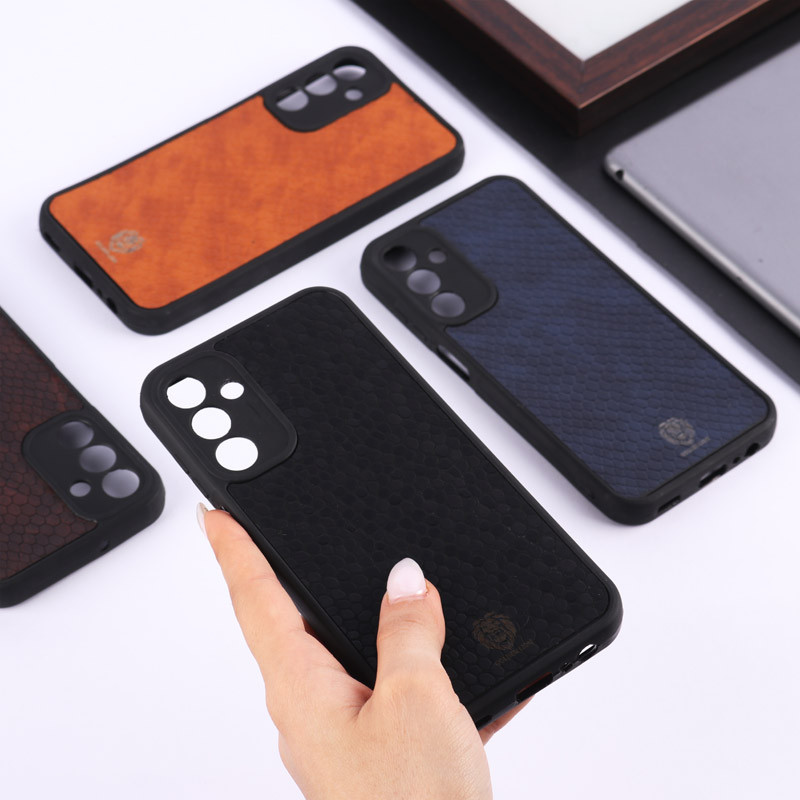 قاب چرمی پوست ماری Golden Lion سامسونگ Galaxy A15 محافظ لنزدار