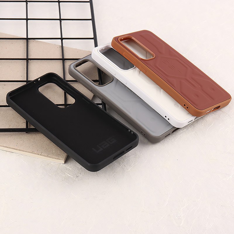 قاب چرمی UAG سامسونگ Galaxy S24 FE
