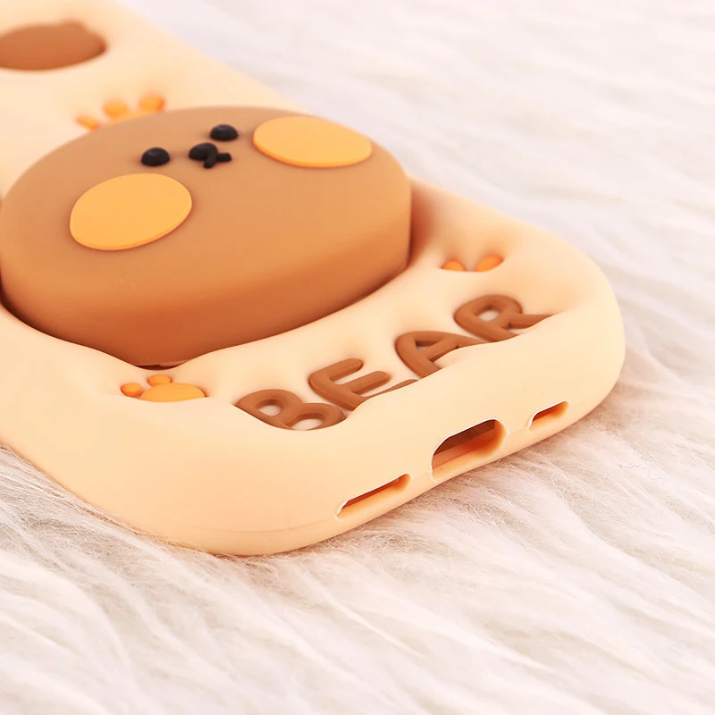 قاب سیلیکونی Vip Max آیفون iPhone 13 / 14 / 15 پاپ سوکت دار طرح Bear