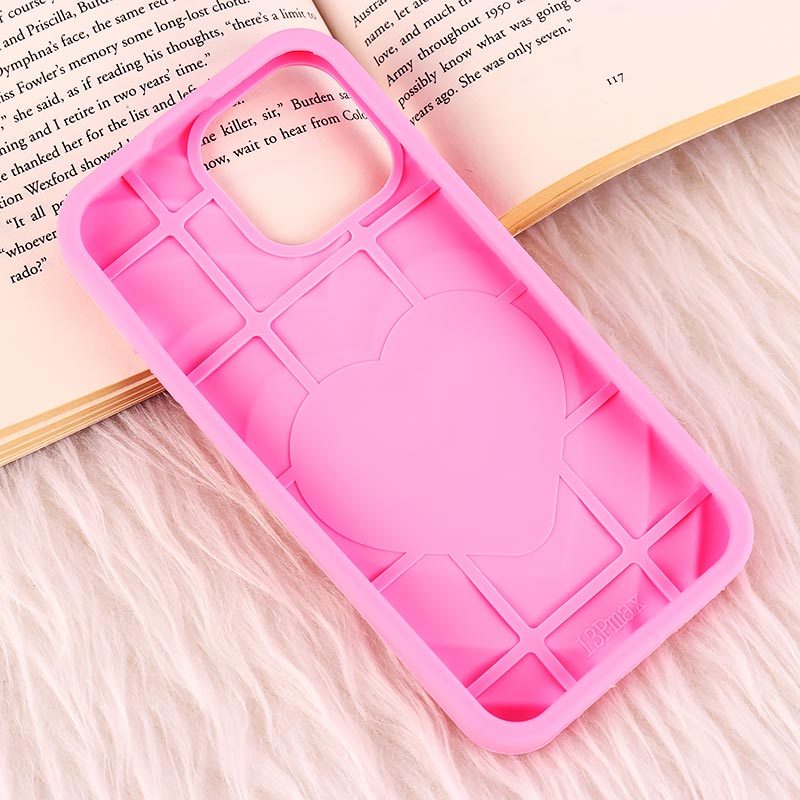 قاب آکواریومی سیلیکونی آیفون iPhone 13 Pro طرح قلب Barbie