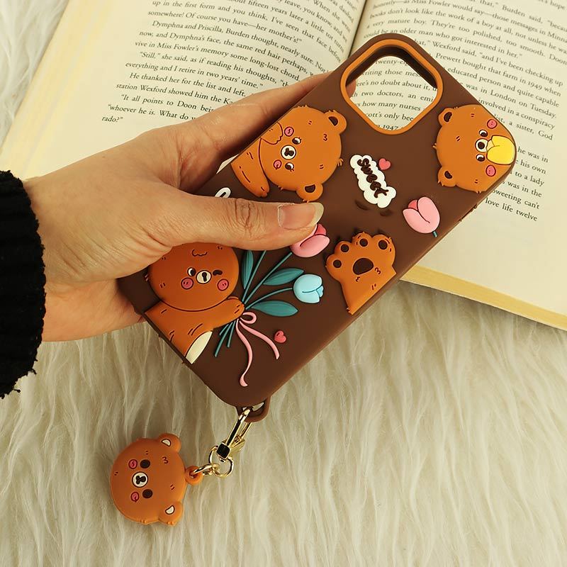 قاب سیلیکونی Vip Max آیفون iPhone 13 / 14 طرح Sweet Bear آویزدار