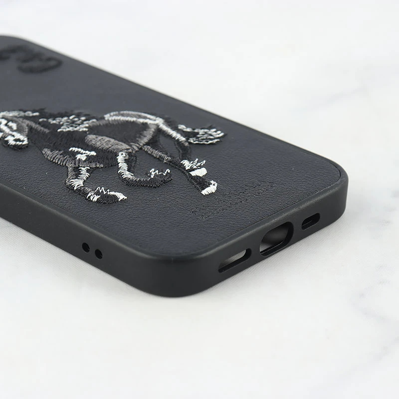قاب Vip Max آیفون iPhone 13 / 14 طرح دوخت