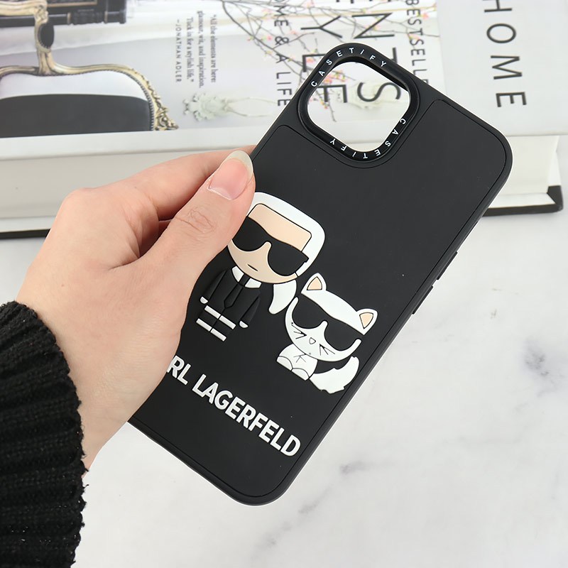 قاب Casetify آیفون iPhone 13 / 14 طرح Karl Lagerfeld برجسته