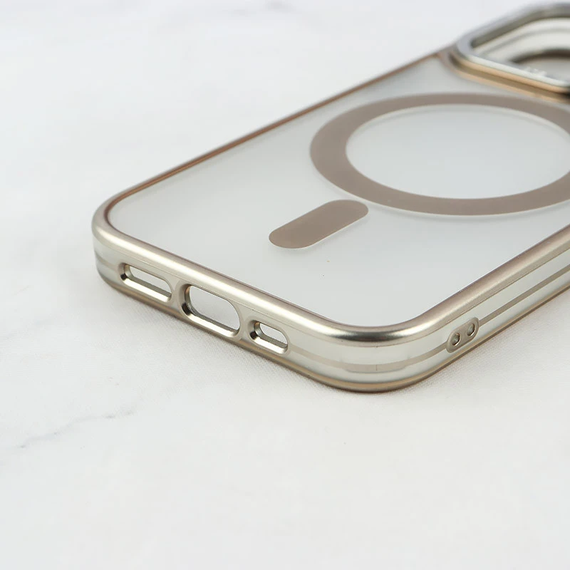 قاب PC Focus Pixels مگ سیف Vip Max آیفون iPhone 15 Pro