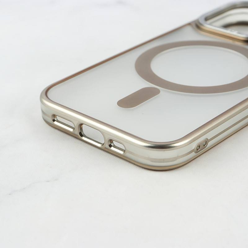 قاب PC Focus Pixels مگ سیف Vip Max آیفون iPhone 15 Pro