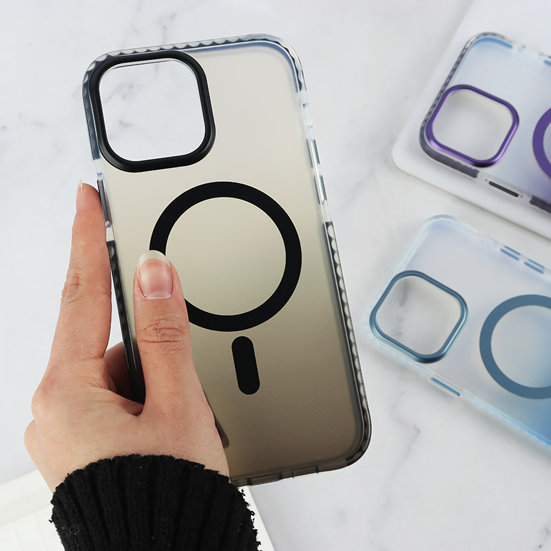 قاب هولوگرامی مگ سیف Vip Max آیفون iPhone 13 Pro Max