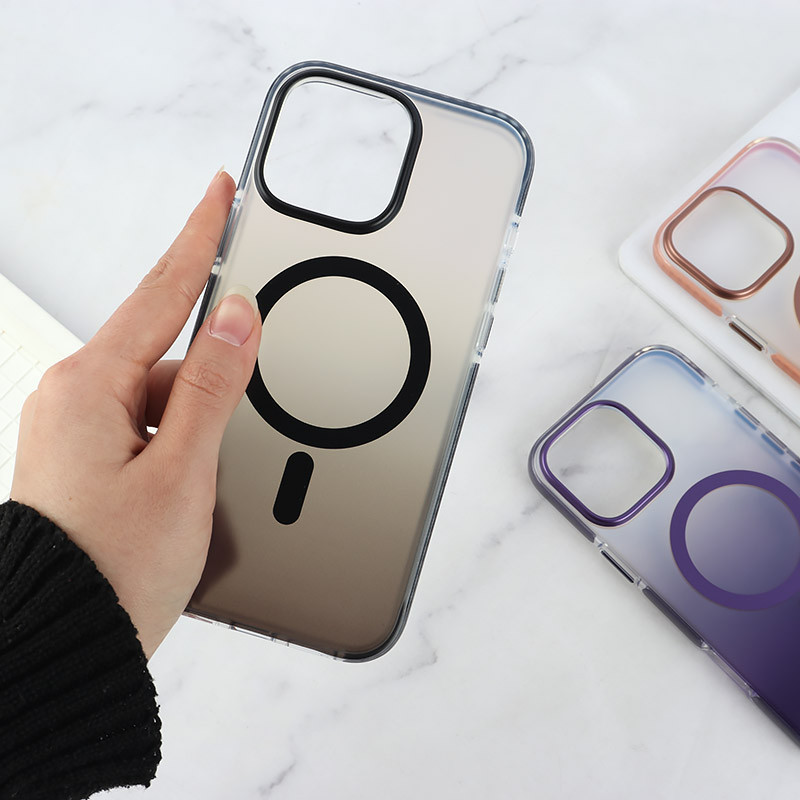قاب هولوگرامی مگ سیف Vip Max آیفون iPhone 16 Pro Max