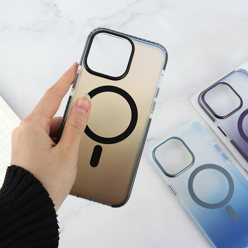قاب هولوگرامی مگ سیف Vip Max آیفون iPhone 15 Pro Max