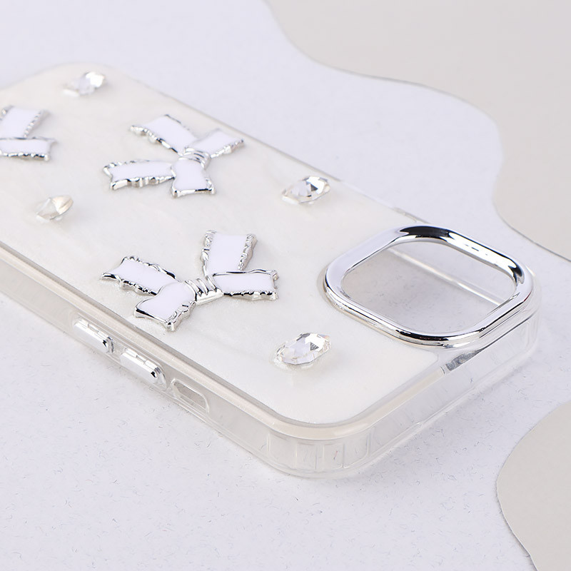 قاب اکلیلی Vip Max آیفون iPhone 15 پاپیونی نگین دار
