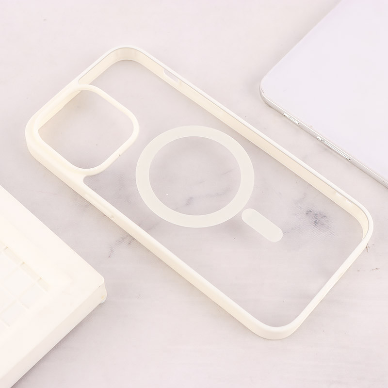قاب PC شفاف دور رنگی مگ سیف iPhone 14 Pro Max