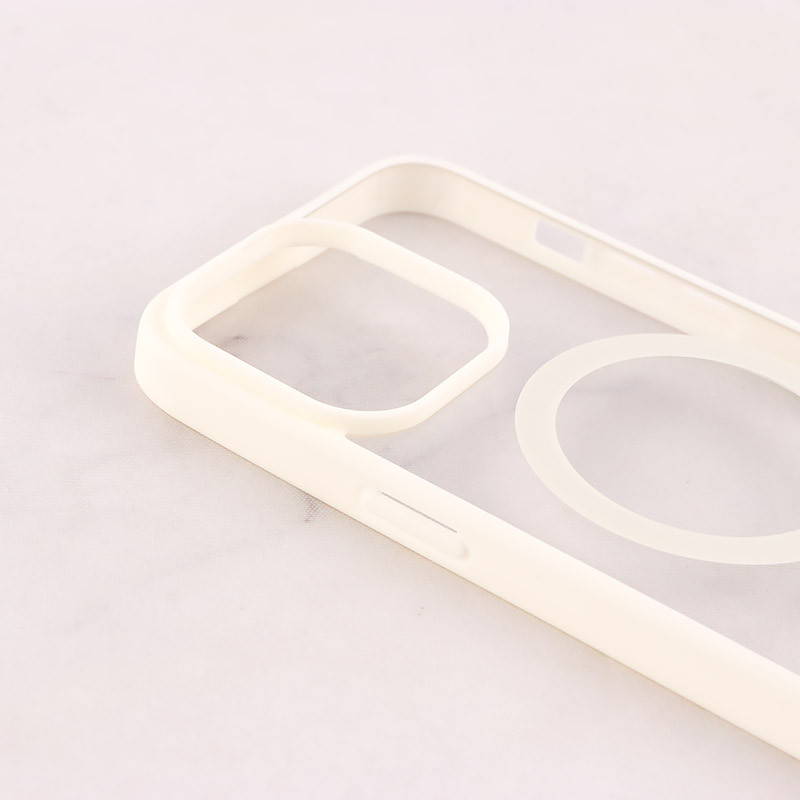 قاب PC شفاف دور رنگی مگ سیف iPhone 15 Pro Max