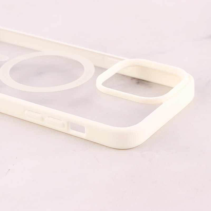 قاب PC شفاف دور رنگی مگ سیف iPhone 15 Pro Max