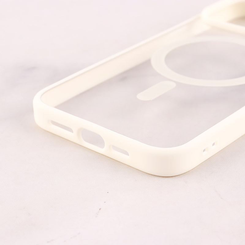 قاب PC شفاف دور رنگی مگ سیف iPhone 15 Pro Max