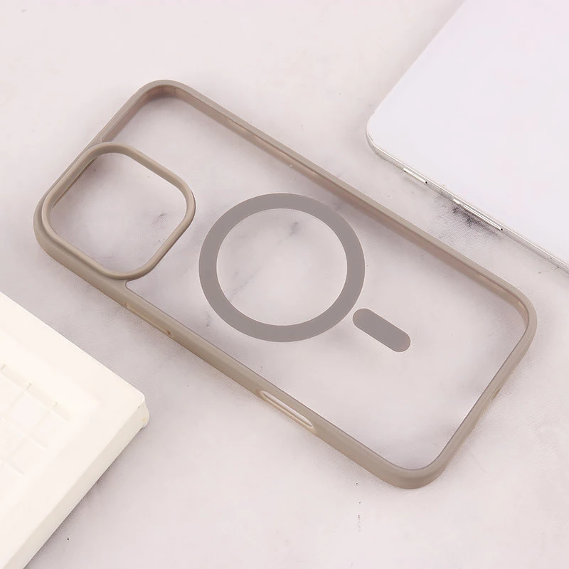 قاب PC مگ سیف آیفون iPhone 16 Pro Max دور رنگی