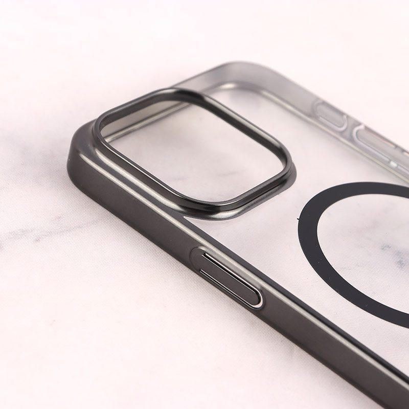 قاب PC مگ سیف Berlia آیفون iPhone 15 Pro Max دور براق