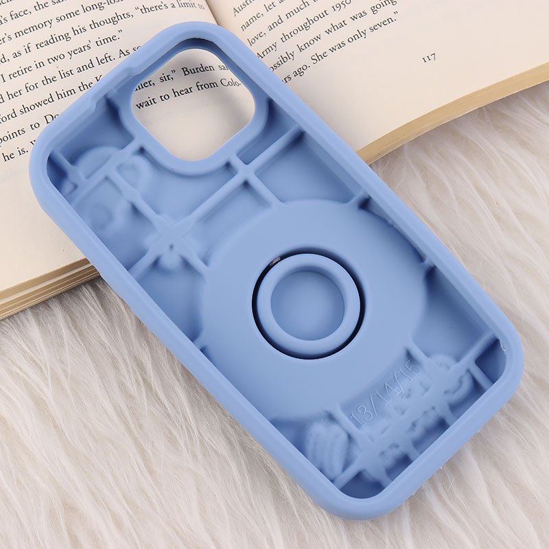 قاب سیلیکونی آیفون iPhone 13 / 14 پاپ سوکت دار برجسته طرح Stitch