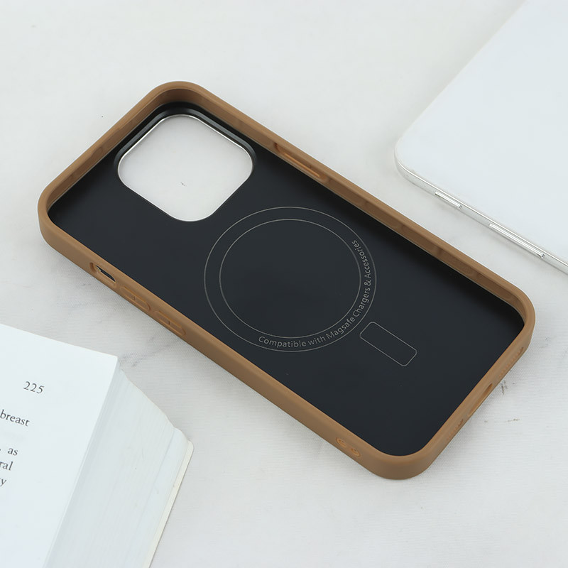 قاب مگ سیف هاشور دار Focus Pixels آیفون iPhone 13 Pro