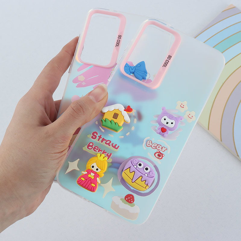 قاب هولوگرامی So Cool سامسونگ Galaxy A55 عروسک برجسته