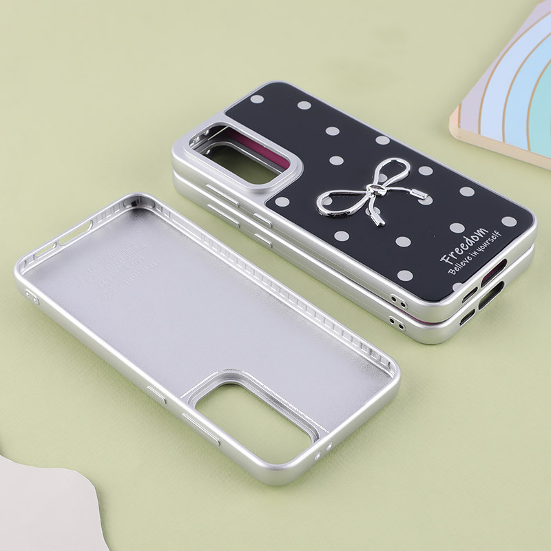 قاب سامسونگ Galaxy S24 FE پاپیونی طرح دار