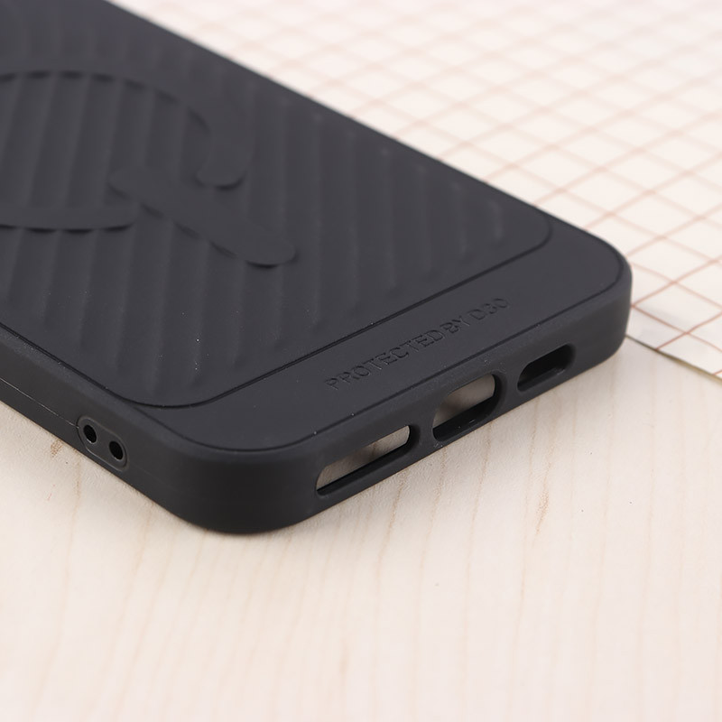 قاب سیلیکونی مگ سیف Gear4 آیفون iPhone 11 Pro Max