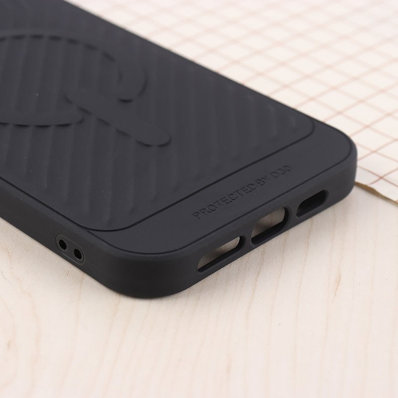 قاب سیلیکونی مگ سیف Gear4 آیفون iPhone 12 Pro Max