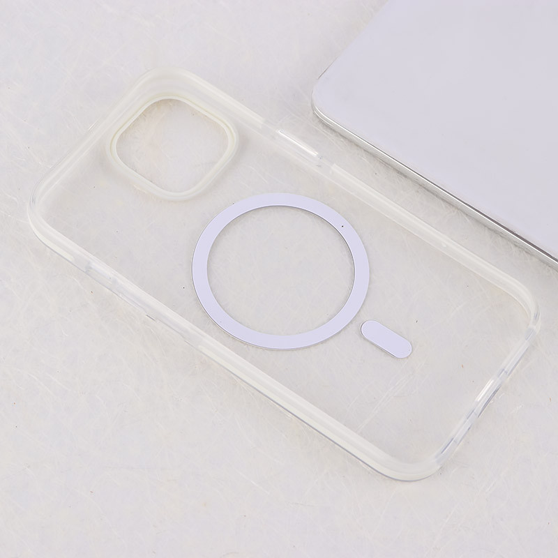 قاب مگ سیف آیفون iPhone 15 دور سیلیکونی
