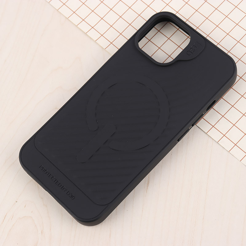 قاب سیلیکونی مگ سیف Gear4 آیفون iPhone 13 / 14
