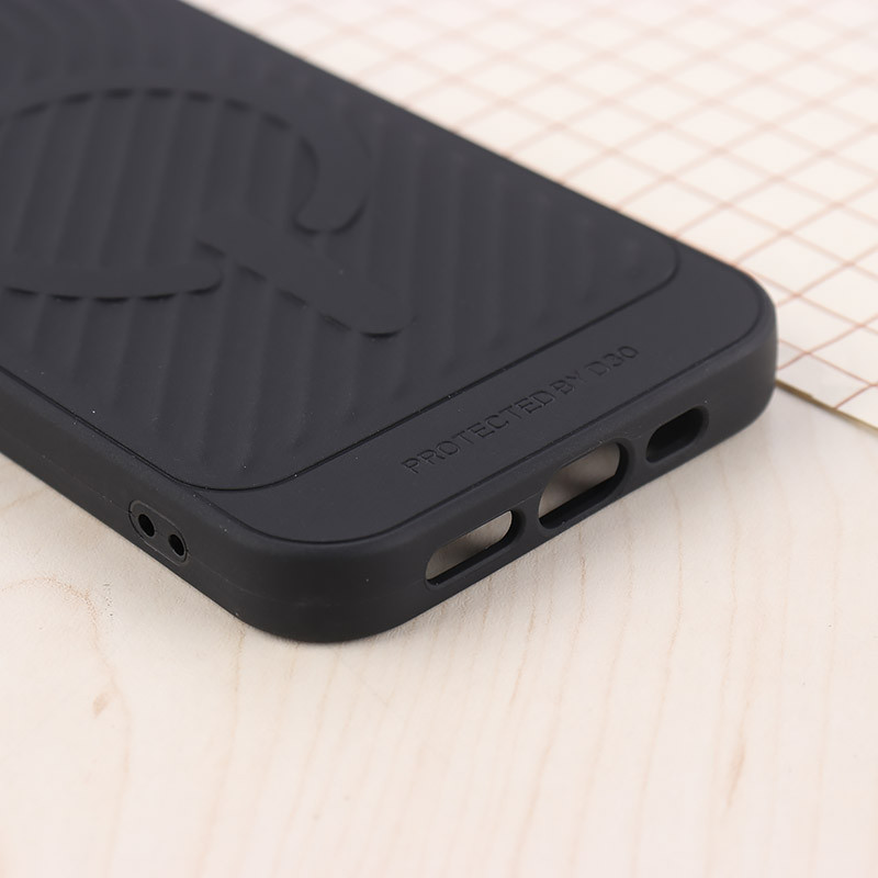 قاب سیلیکونی مگ سیف Gear4 آیفون iPhone 13 / 14