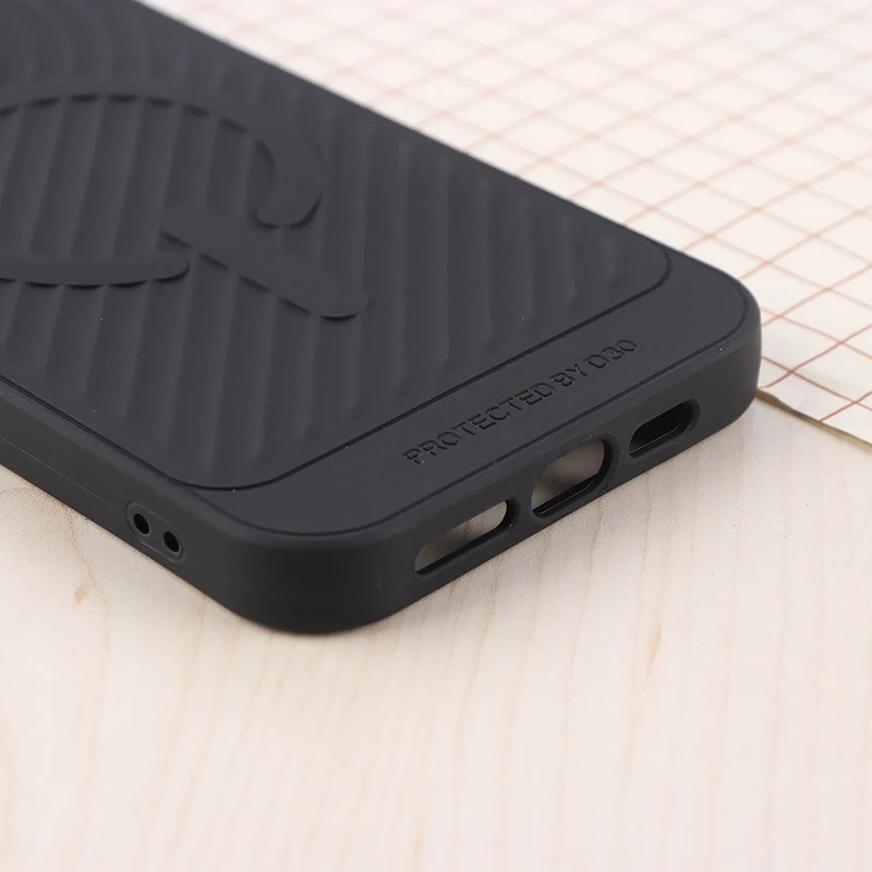 قاب سیلیکونی مگ سیف Gear4 آیفون iPhone 15 Pro Max