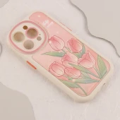 قاب چرمی آیفون iPhone 14 Pro طرح نقاشی برجسته محافظ لنزدار
