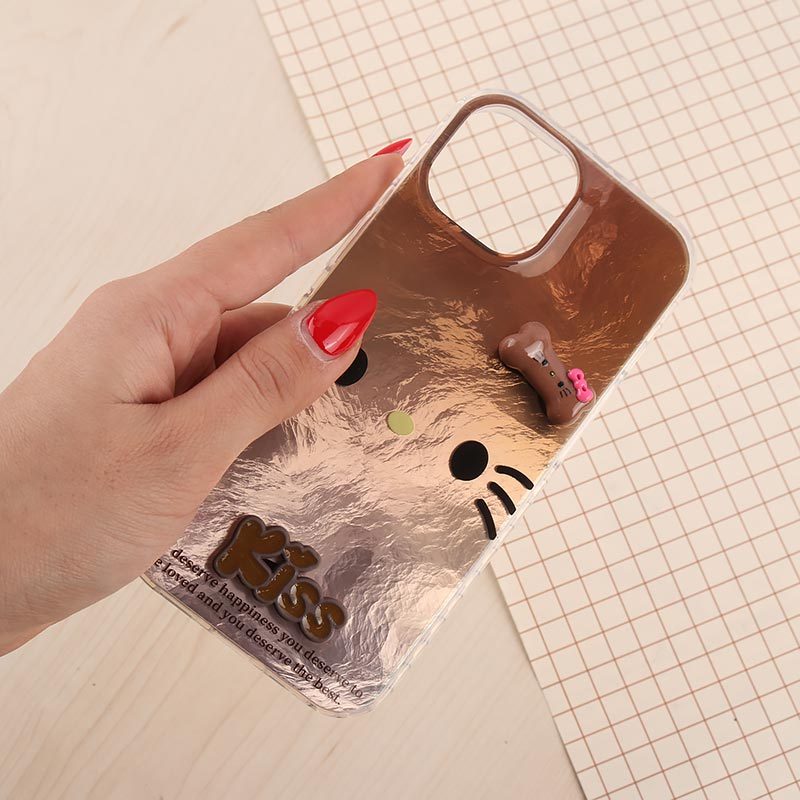 قاب IMD آیفون iPhone 15 طرح Kitty Kiss برجسته براق