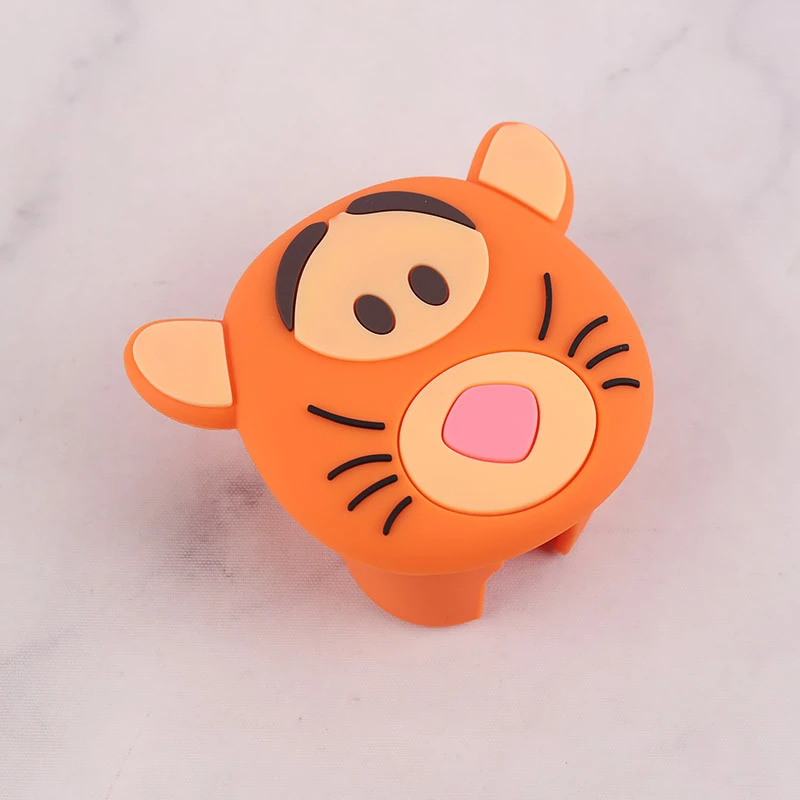 ست محافظ کابل و کلگی شارژر سیلیکونی آیفون طرح Tigger