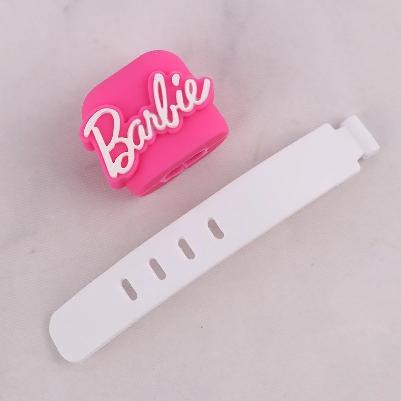 ست محافظ کابل و کلگی شارژر سیلیکونی آیفون طرح Barbie