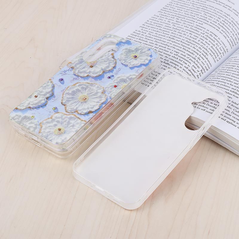 قاب هولوگرامی سامسونگ Galaxy A36 طرح گل آبرنگی