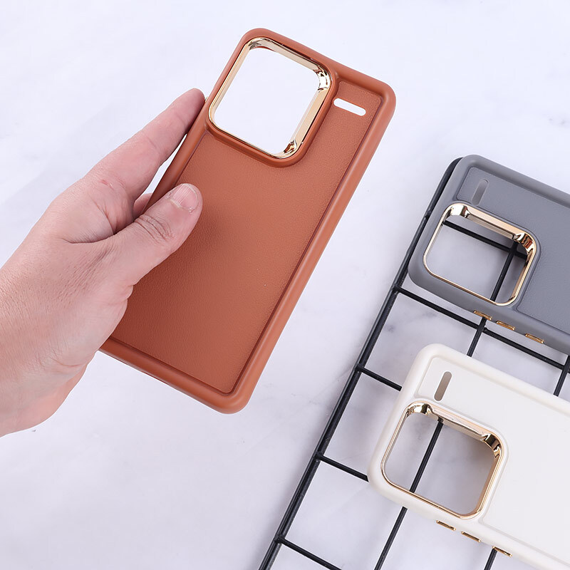 قاب سولید چرمی شیائومی Redmi Note 13 Pro Plus دور محافظ متال
